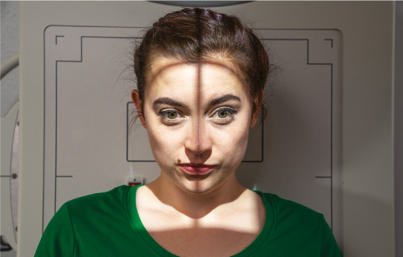 Fig. 11.107 Ortostatism și decubit dorsal (inserție)—AP axială.