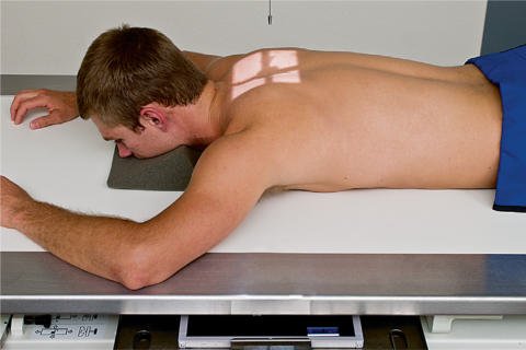 Fig. 10.27 Articulații sternoclaviculare, PA bilateral.