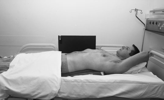 evidențiază calcificări patologice ale aortei abdominale. Abdominal