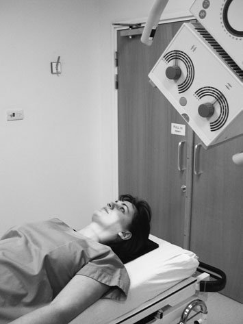 Figura 1: Aspect radiografic / Poziționare (Clark Ed. 12)