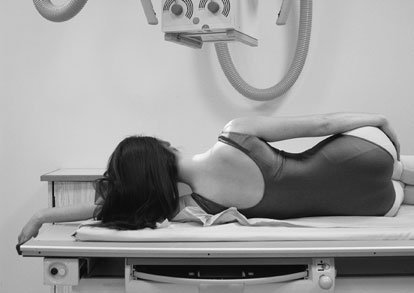 Figura 4: Aspect radiografic / Poziționare (Clark Ed. 12)