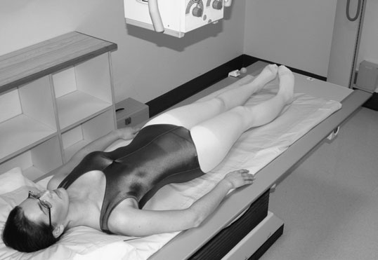 la fie made; în trauma cases, it ensures that suspiciune de fractură la dis-